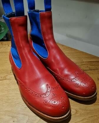 Damen: Tricker's, 4/37