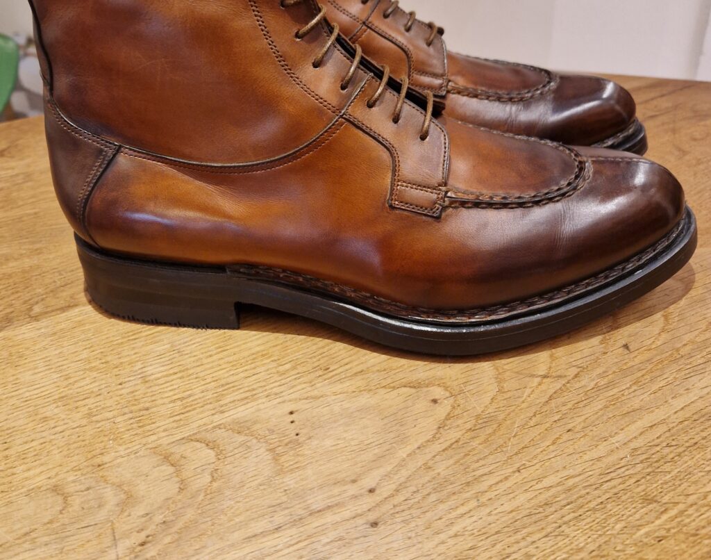 Herren: Santoni, 8,5/42,5